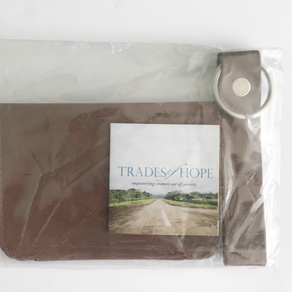 handmade in India-Key & Credit Card Leather Holder - Picture 5 of 5